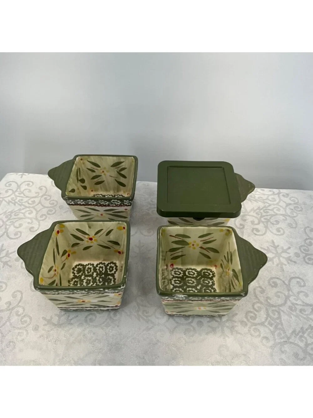 Temp-Tations Old World Green Square 10 Oz Ramekins Set Of 4 With Lid Oven & Dish
